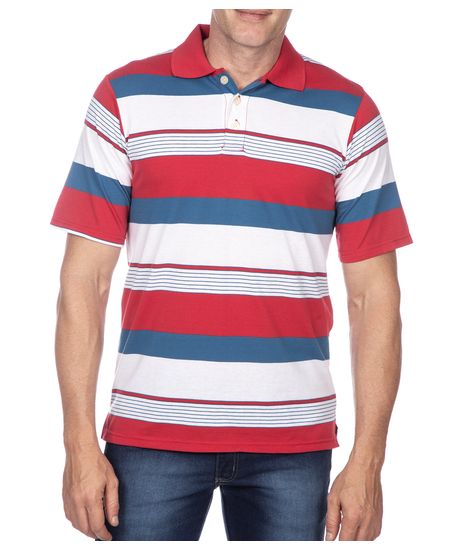 Homem vestindo camisa polo masculina vermelha e branca listrada | Camisaria Colombo