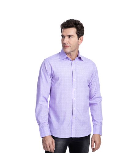 Homem vestindo camisa social masculina lilás xadrez | Camisaria Colombo